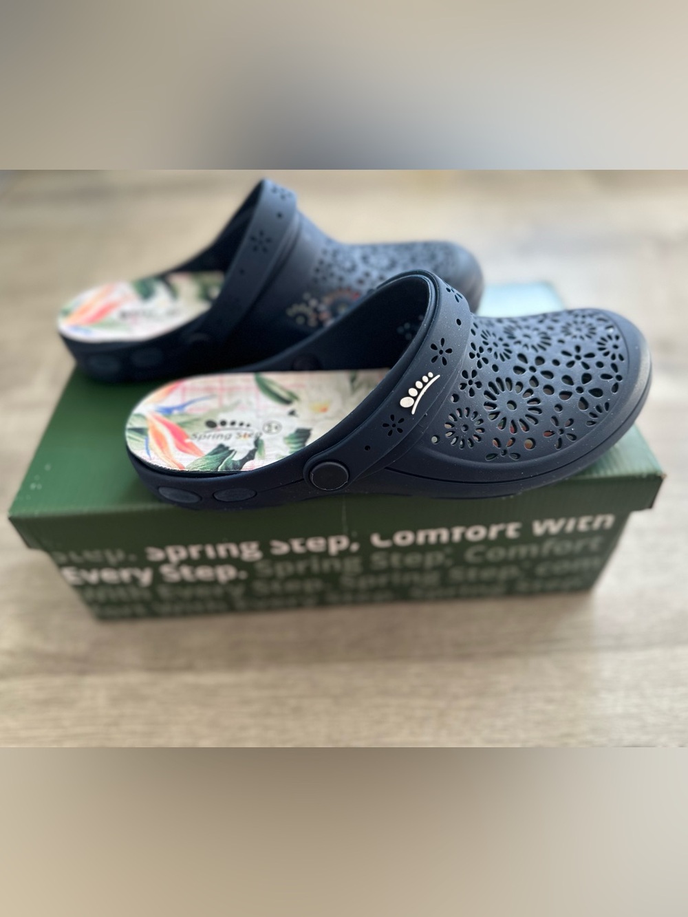 NEW! Womens Shoes